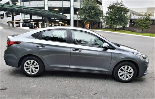 Imagen 2 de 15 de Hyundai Accent 2018 Gl