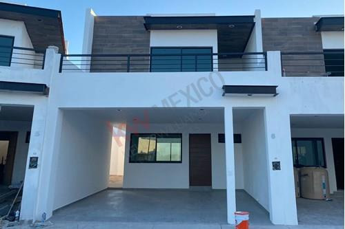 Casa En Venta Privada Punta Azul Residencial