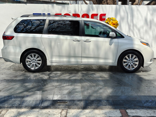 Toyota Sienna 3.5 Limited At