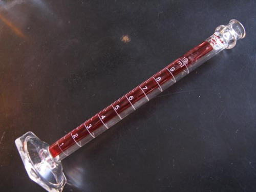 Meonli: Probeta Pirex 10ml Rojo Cristal (Usado)
