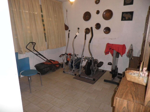 Imagen 5 de 14 de Leida Falcon Rentahouse Vende Casa En Trigal Centro Valencia 22-3967lf