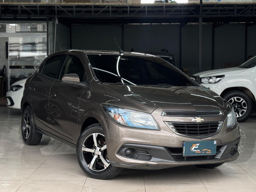 Chevrolet Onix 1.4 Lt 5p