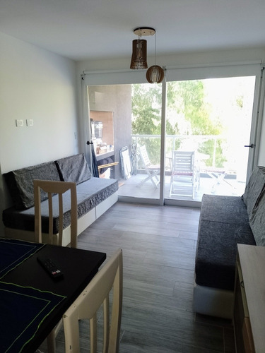 Imagen 12 de 18 de Departamento Alquiler 2 Ambientes Pinamar Centro Cochera