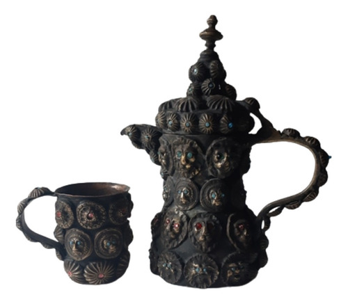 Adorno Antiguo, Set De Tetera Y Taza De Metal Con Piedritas 