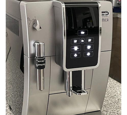 Cafetera Automática Delonghi Dinamica Plateado (Usado)