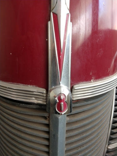 Ford Deluxe