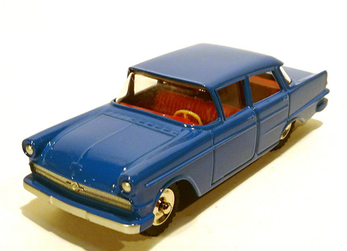 Opel Kapitan 2.6 1959 1/43 Dinky Toys Atlas