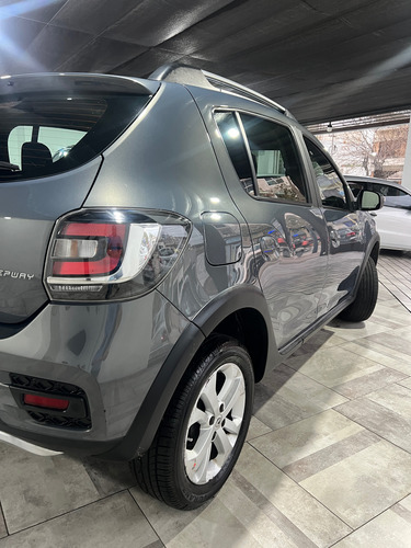 Renault Sandero Stepway 1.6 Privilege 105cv