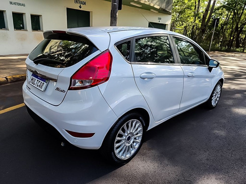Imagem 14 de 14 de Ford Fiesta 1.6 Titanium Hatch 16v