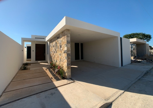 Imagen 1 de 28 de Casa Nueva De Una Sola Planta En Venta, Serena, Dzitya, Méri