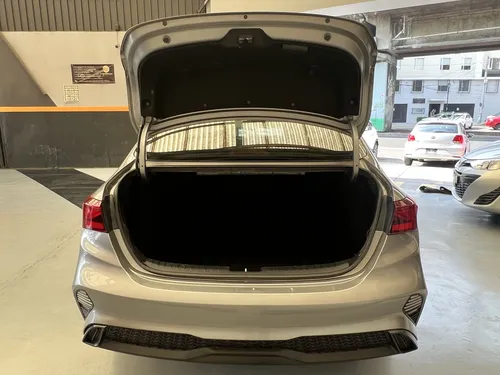 Kia Forte 2.0 L At