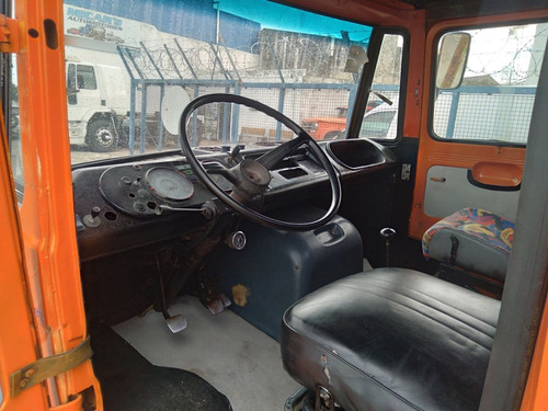 Imagen 7 de 7 de Mercedes Benz 608