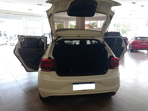 Volkswagen Polo Trendline 1.6/ Mod: 2018 C/22.000km