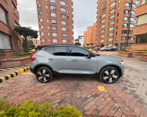 Volvo XC40 Recharge Ultimate Pure Electric
