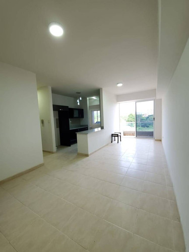 Venta Apartamento Res. Balcones Del Viento, Tazajal Naguanagua