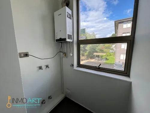 Departamento En Arriendo De 2 Dorm.+ Estacionamiento, Te