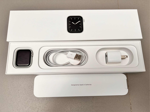 Apple Watch Serie 5 40mm Plateado