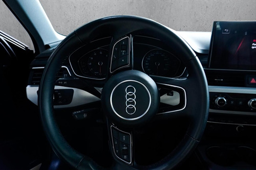 Audi A4 2.0 Select At