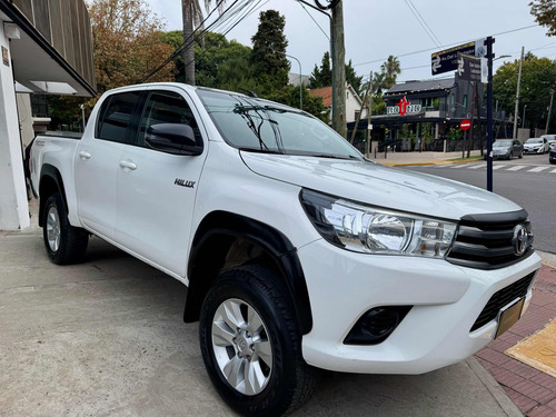 Toyota Hilux Pick-Up 2.8 Cd Srv 177cv 4x4 At
