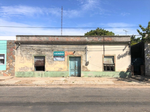 Casa Para Reciclar En Zona Oeste | Carmelo