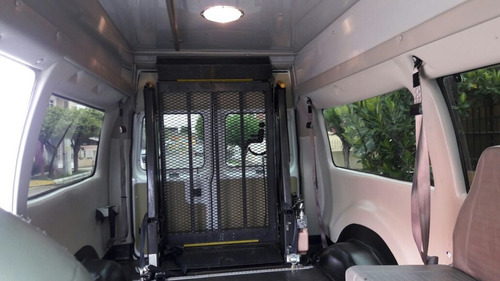 Imagen 11 de 14 de Ford 2010 Van Rampa Para Silla De Ruedas Minusvalidos