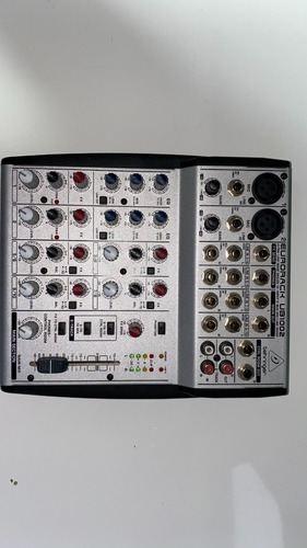 Behringer Ub1002 10 Canales Mezclador (Usado)