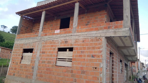 Sobrado À Venda