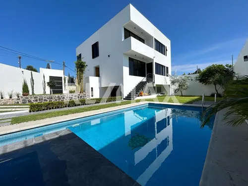 Casa En Venta En Morelos, Fraccionamiento Real De Oaxtepec
