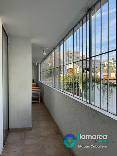Departamento A La Venta En El Centro De Carlos Paz De 2 Dormitorios 2 Cocheras Y Pileta