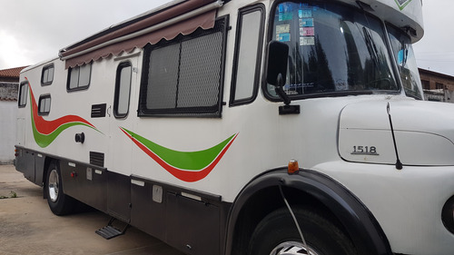 Vendo Urgente! Mercedes Benz 1114 Turbo Diesel.