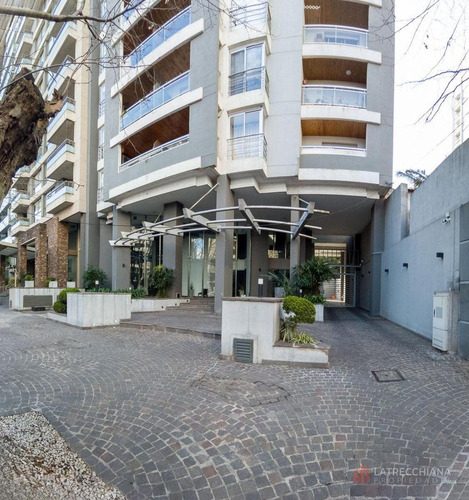 Venta De Departamento. Impecable 2 Amb. De 70 M2. Las Lomitas