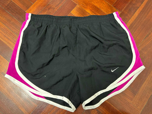 Short Nike En Excelente Estado. Talle L Pequeño