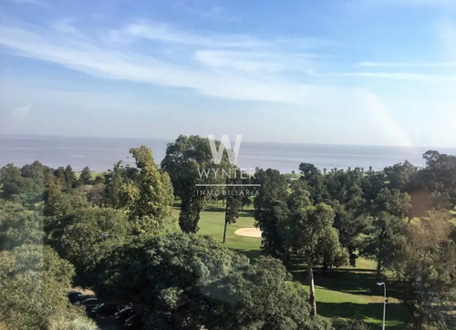 Apartamento De 4 Dormitorios En El Golf. Gran Vista. 