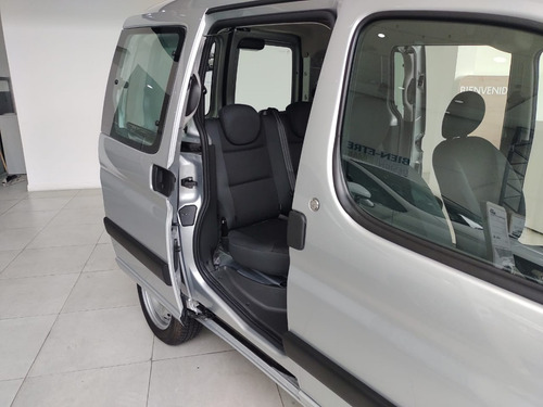 Imagen 2 de 8 de Citroen Berlingo Furgon Hdi Business Mixto (d.s)