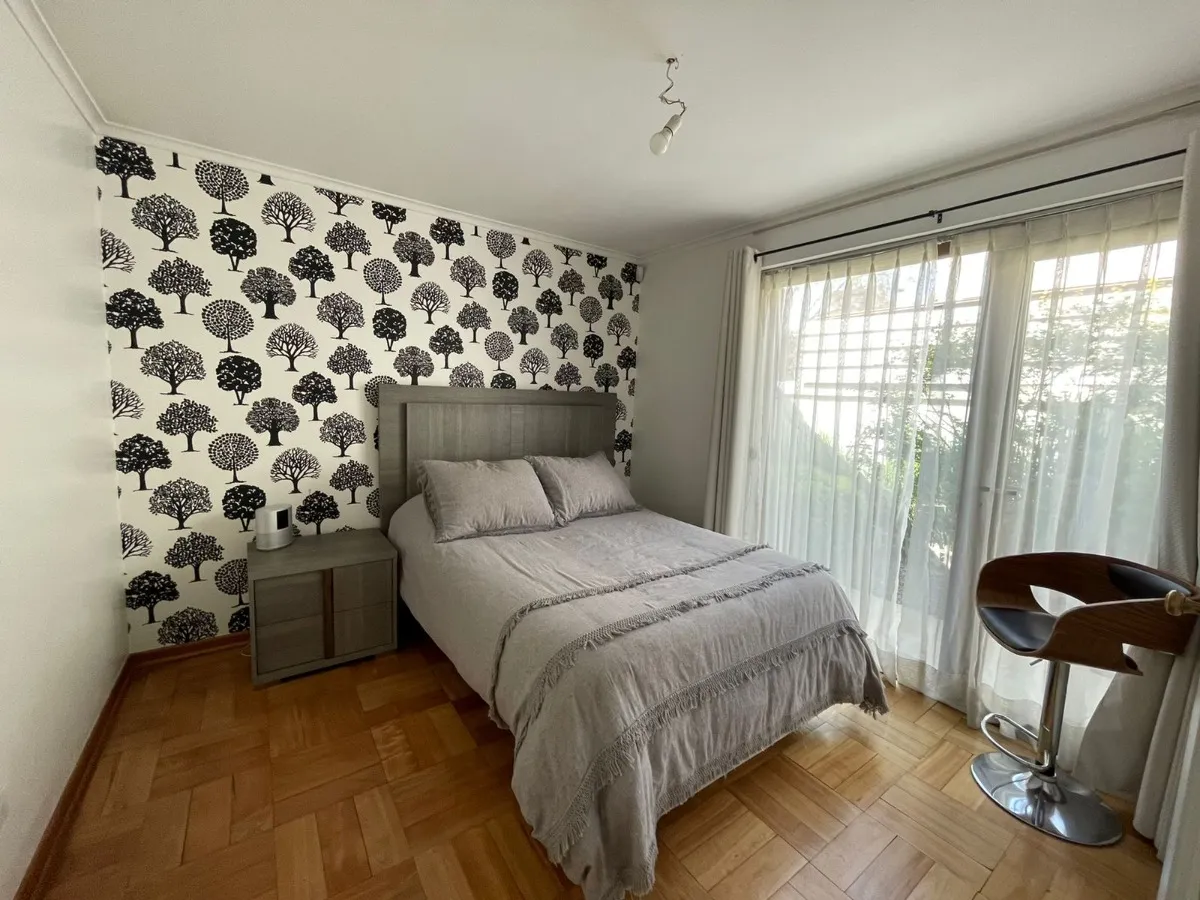 Imagen 5 de 16 de Gran Casa Familiar De Un Piso Con Amplio Jardín