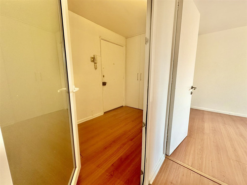 Departamento En Venta De 2 Dorm. En Providencia