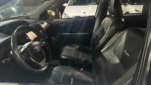 Toyota Etios 1.5 Platinum 4 p