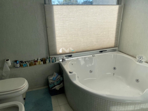 Casa En Venta En Galápagos, Pilar, G.b.a. Zona Norte