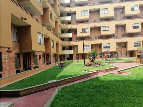 Venta Apartamento Salitre 86 Mts, Piso 2, Garaje, 4 Hab, 3 Baños