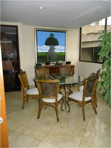 Departamento En Renta De 4 Recamaras En Lomas Altas