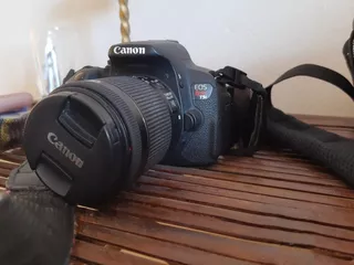 Camara Canon T5i