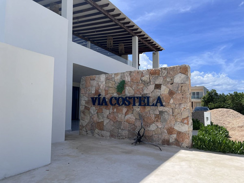 Casa En Venta En Mérida, Vía Costela, Sisal, Yucatán