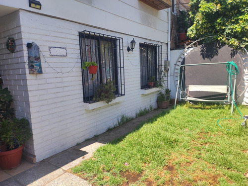 Maipú, Vende Casa De 2 Pisos, 5 Dorm, 2 Baños, 1 Estc.-
