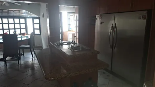 Casa Urb. Costa Azul Qc