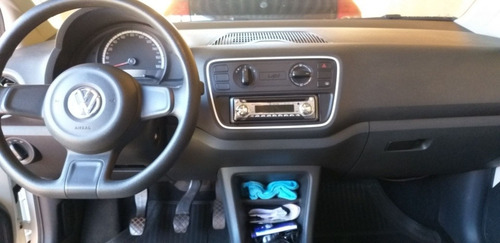 Volkswagen Up! 2015 1.0 Take 3p