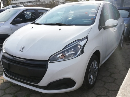 Peugeot 208 Active 1.6 Lv Okm