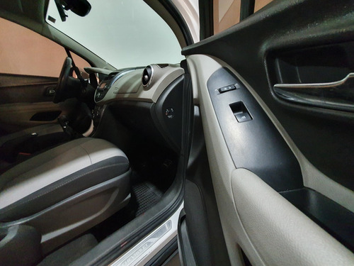 Imagen 17 de 18 de Chevrolet Tracker 1.8 Ltz Fwd Mt Usado Se Permuta
