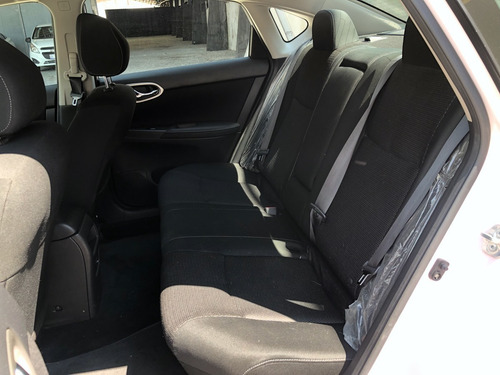 Imagen 8 de 15 de Nissan Sentra Advance Automatico 1.8l 2019 Iva Credito Finan