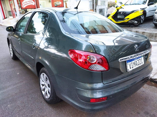 Imagem 4 de 13 de Peugeot 207 1.4 Xr 8v Flex 4p Manual
