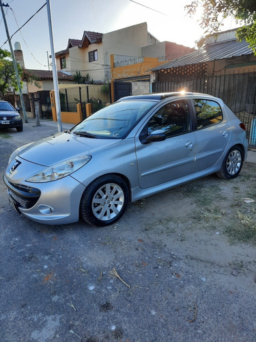 Peugeot 207 Xt Sedan 1.6 5ptas